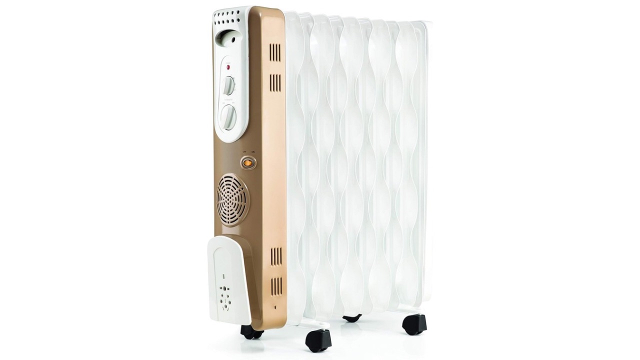 USHA 3611FS PTC 2500-Watt Oil Filled Radiator