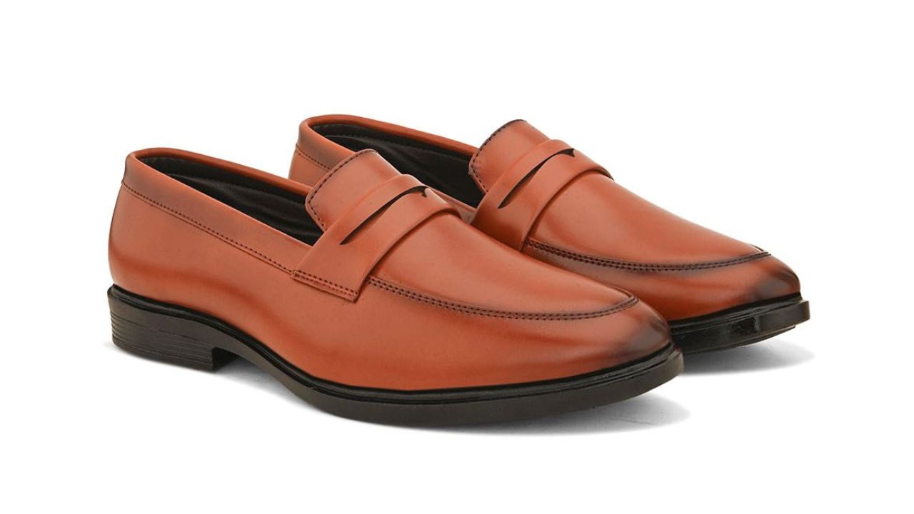Anouk Men Solid Slip-On Formal Loafers