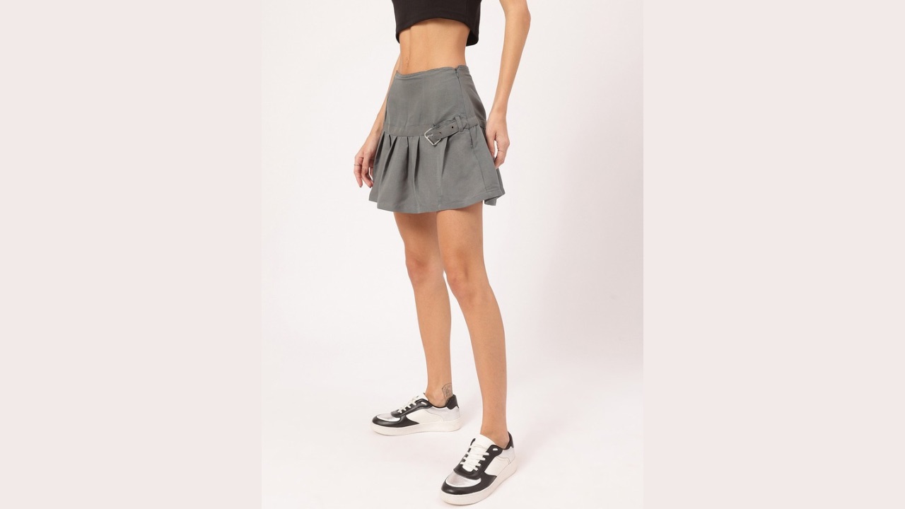 DressBerry 90s Babe Belted Box Pleats Mini Skirt
