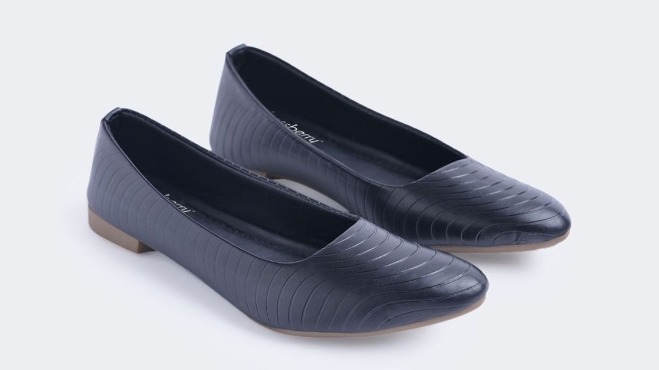 DressBerry Women Ballerinas with Tassels Flats