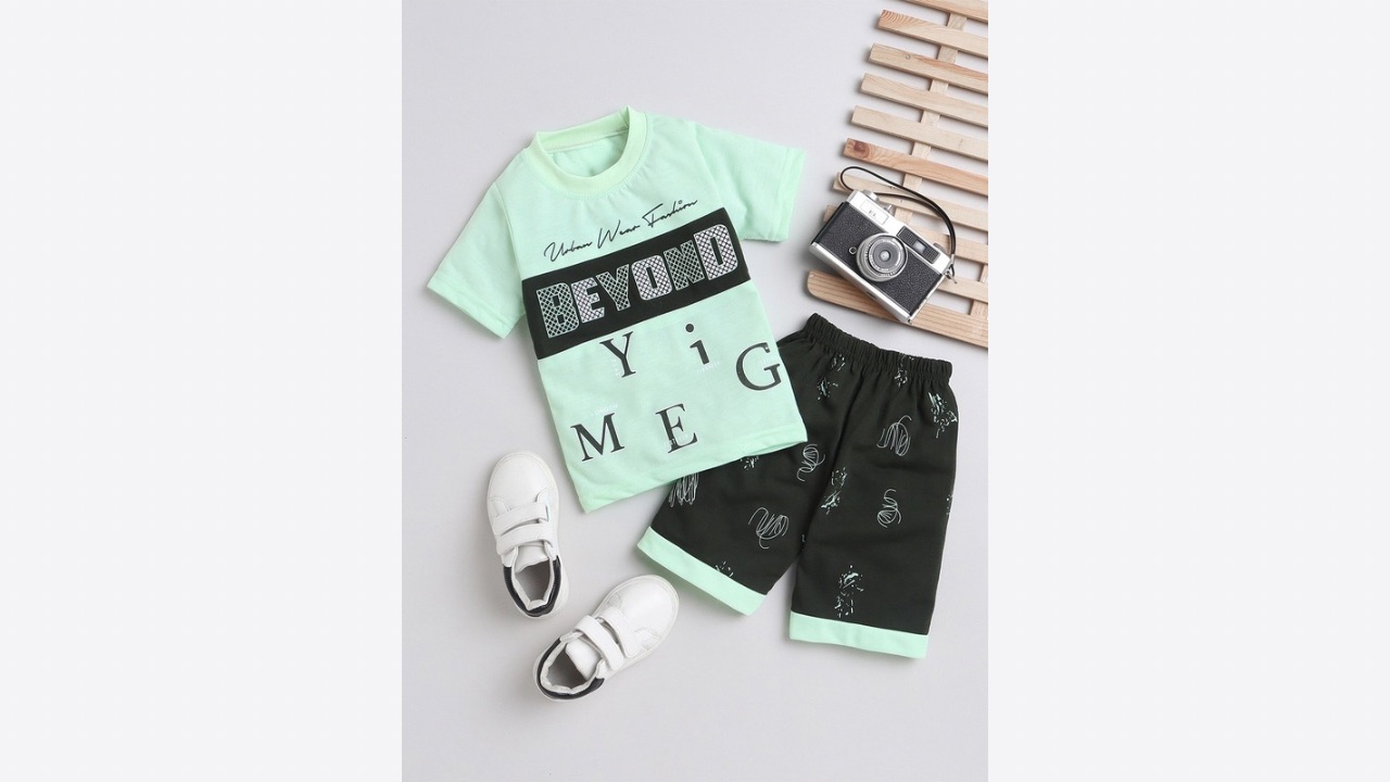 FOURFOLDS Boys Printed Pure Cotton T-shirt with Shorts