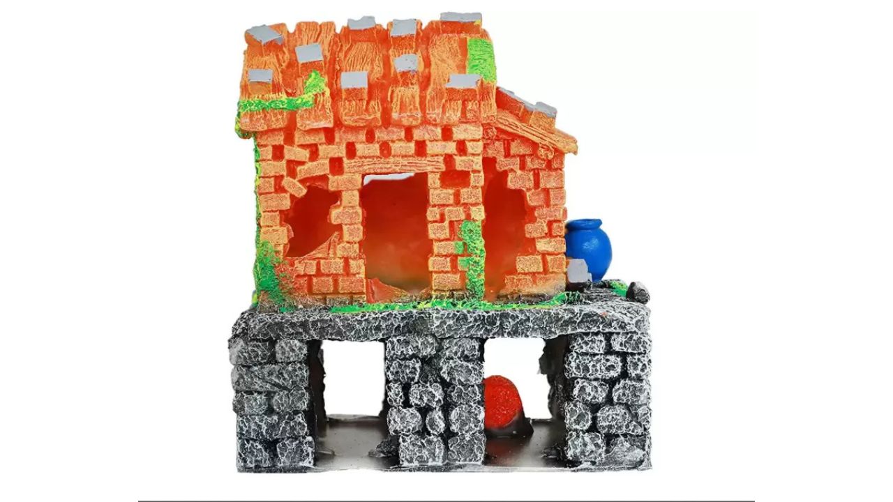 Foodie Puppies Fish Tank House Shape Ornaments