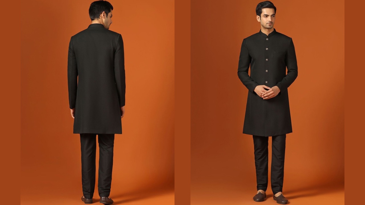 KISAH Men Self-Design Mandarin Collar Indowestern Sherwani Set