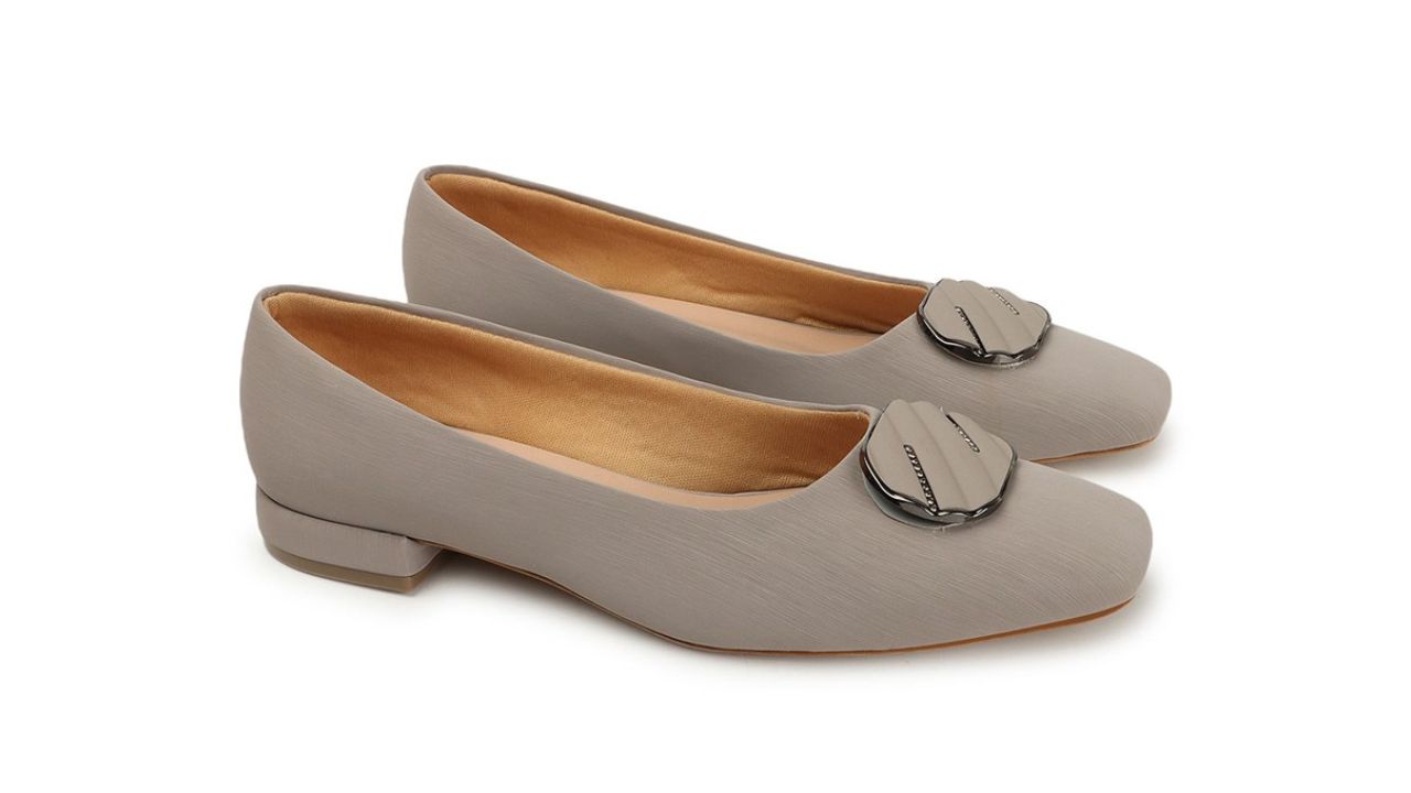 Lavie Women Round Toe Ballerinas Flats