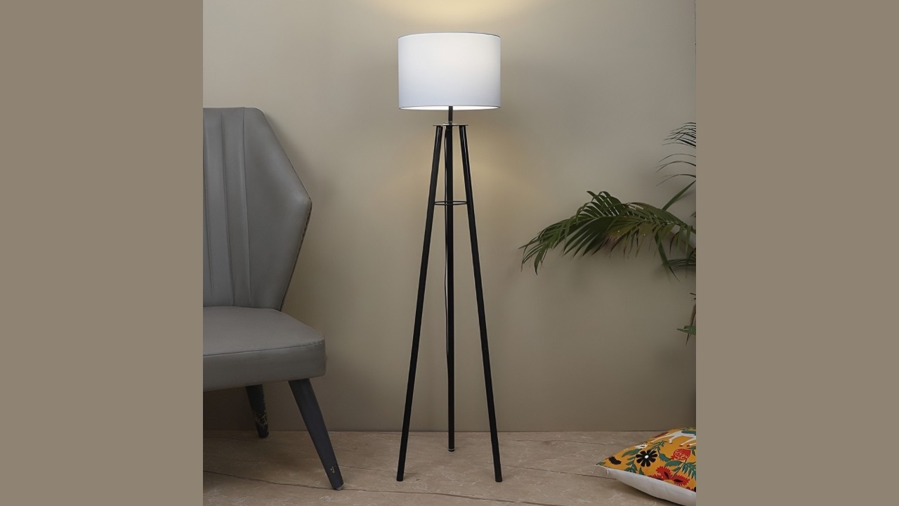 TU CASA Blue & Black Cylindrical Shaped Floor Lamp