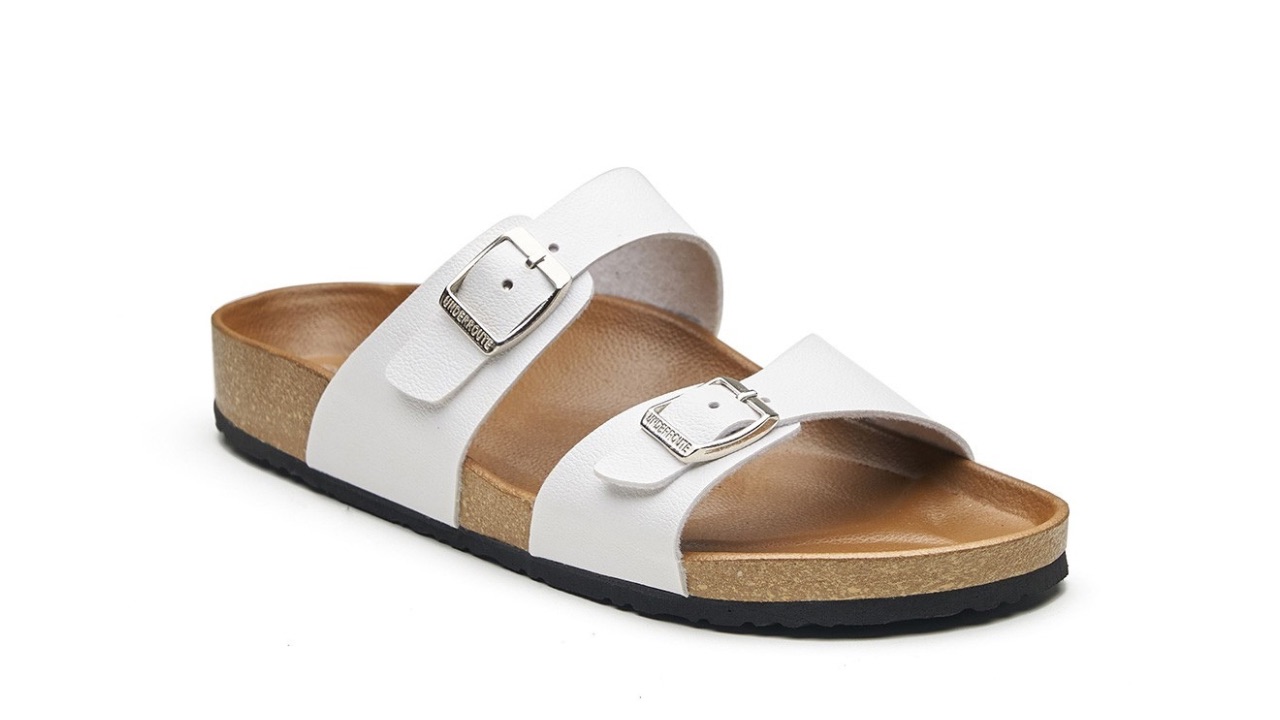 UNDERROUTE Women Comfort Sandals