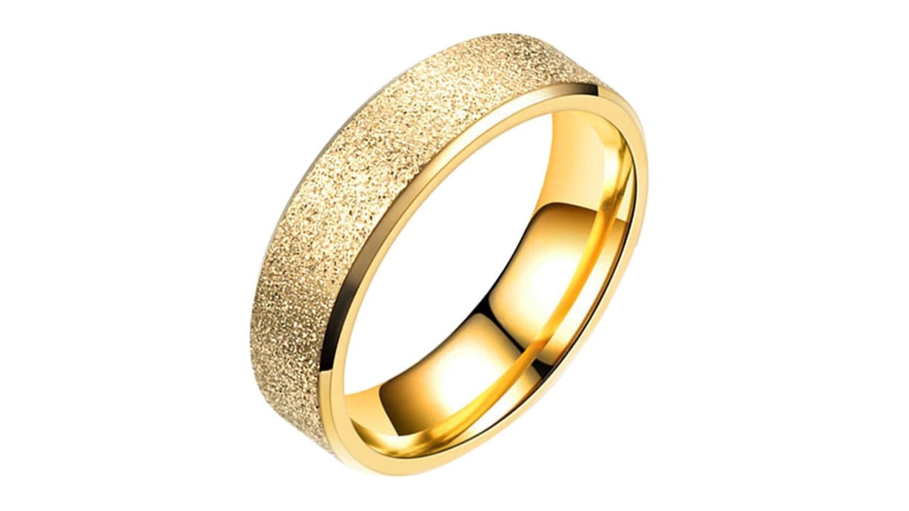 Yellow Chimes Men Gold-Toned Gold Plated Stainless Steel Ring