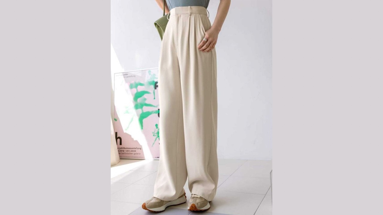 BROADSTAR Women Pleated Korean Pants