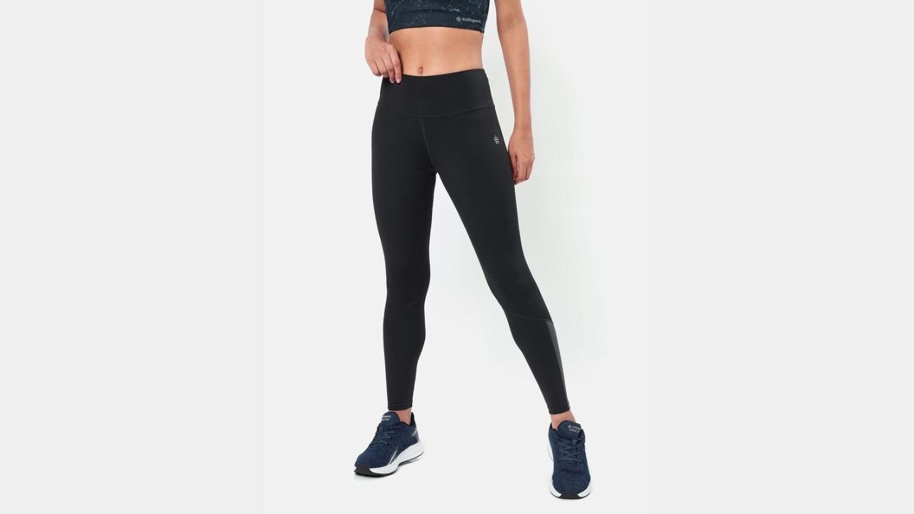 CULT Women Contrast Bottom Panel Absolute Fit Sports Tights