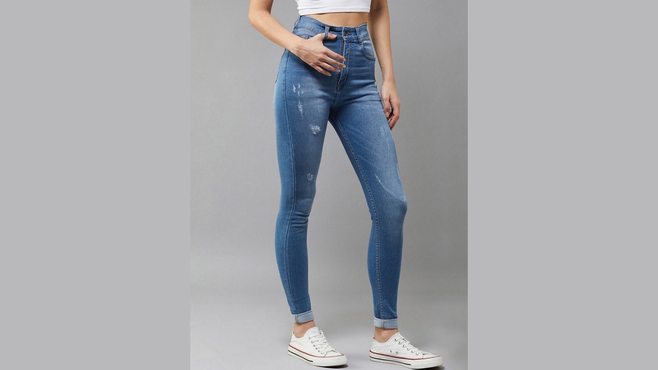 DOLCE CRUDO Women Blue Skinny Fit High-Rise Mildly Distressed Stretchable Jeans