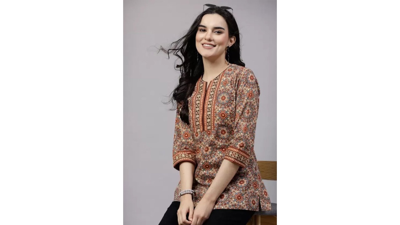 Da Vastraagaar Casual Printed Women Blue Top