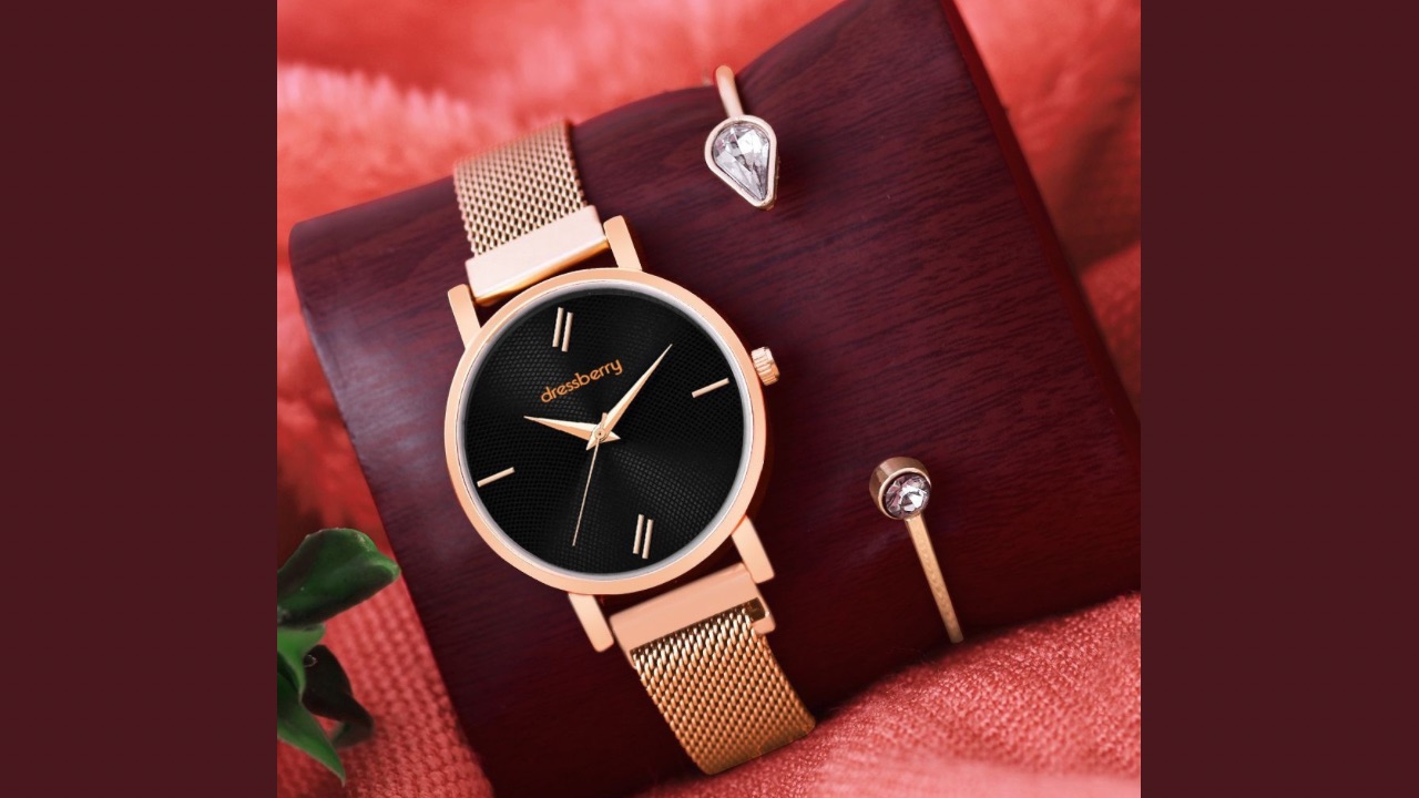 DressBerry Watch & Bracelet Set