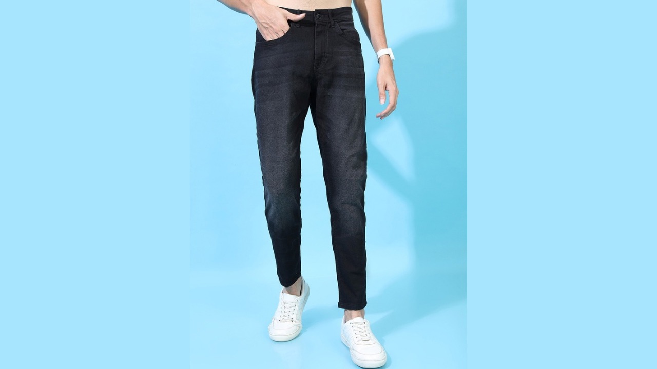 HIGHLANDER Men Black Tapered Fit Mid-Rise Clean Look Stretchable Jeans