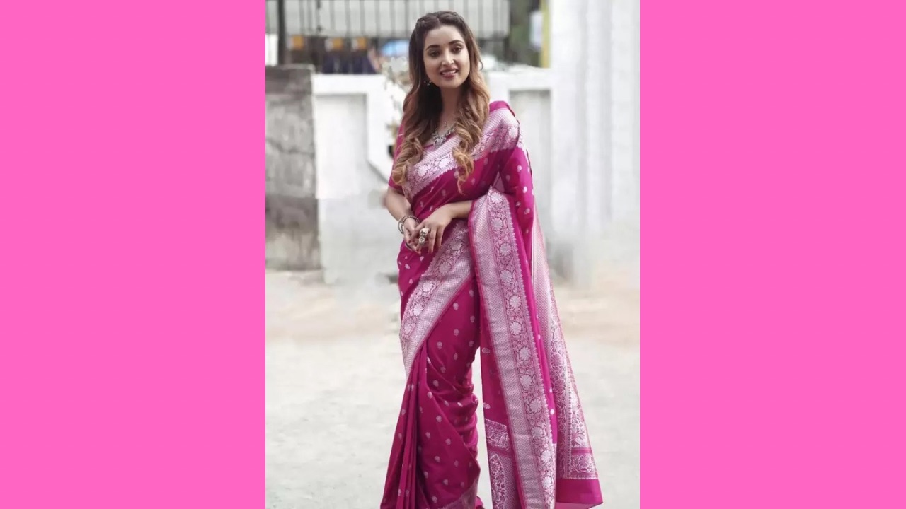Miss Beelee Self-Design Banarasi Cotton Silk Saree