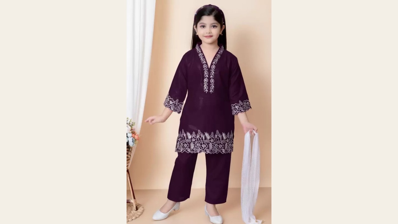 Mselimdresses Girls Casual Kurta, Pyjama & Dupatta Set