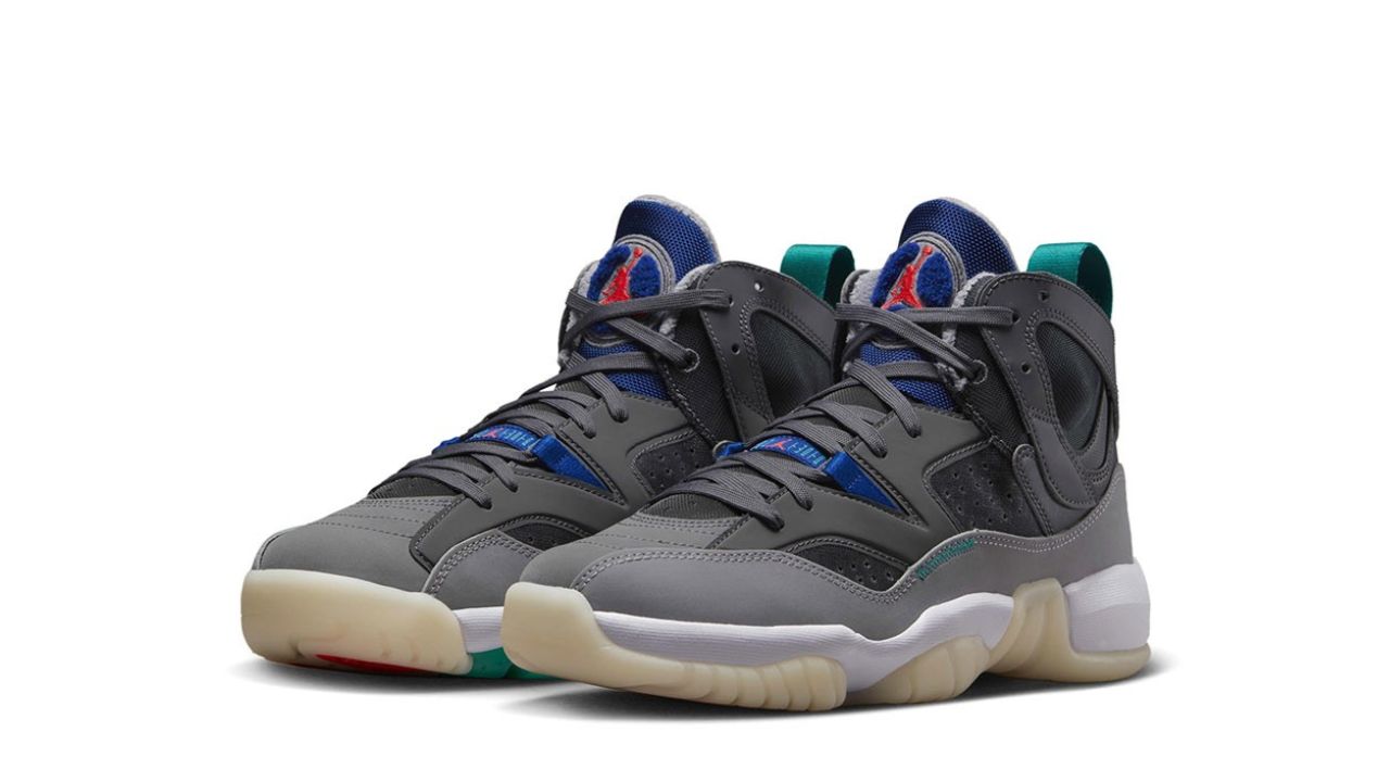 Nike Men Jumpman Two Trey