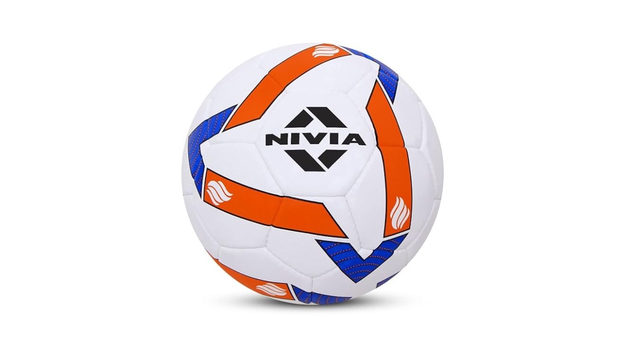 Nivia Shining Star Football (White)