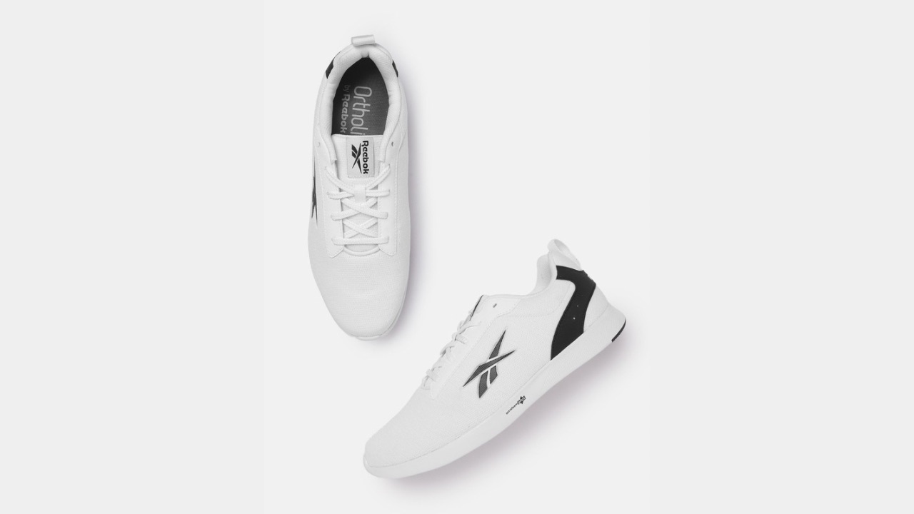 Reebok Men Woven Design Orbit Move Walking Shoes with Brand Logo Detail