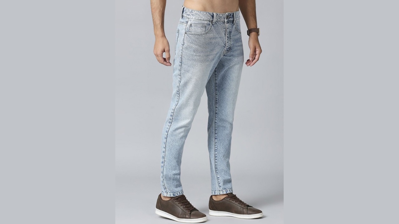 Roadster The Lifestyle Co. Men Pure Cotton Tapered Fit Mid Rise Jeans