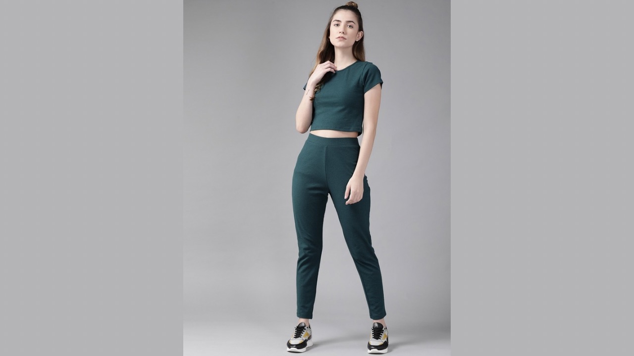 Roadster Women Teal Green Ribbed Knit Co-Ords Set