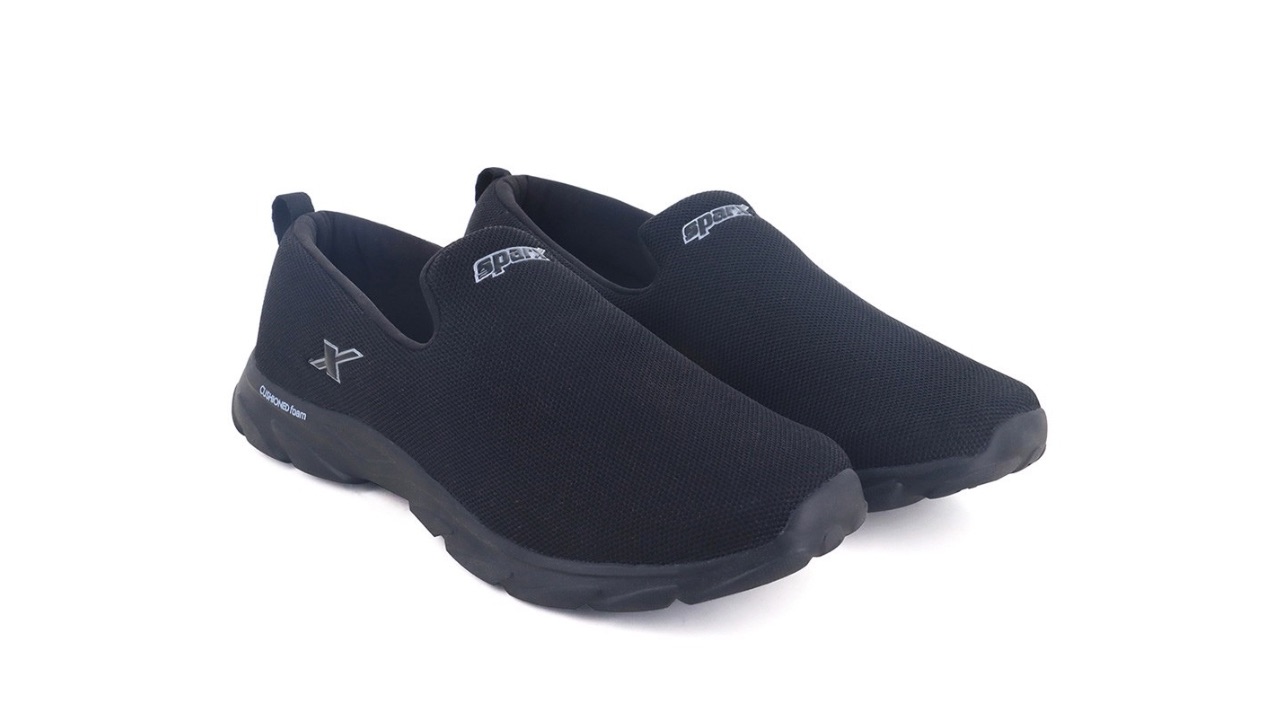 Sparx Men Black Mesh Walking Shoes