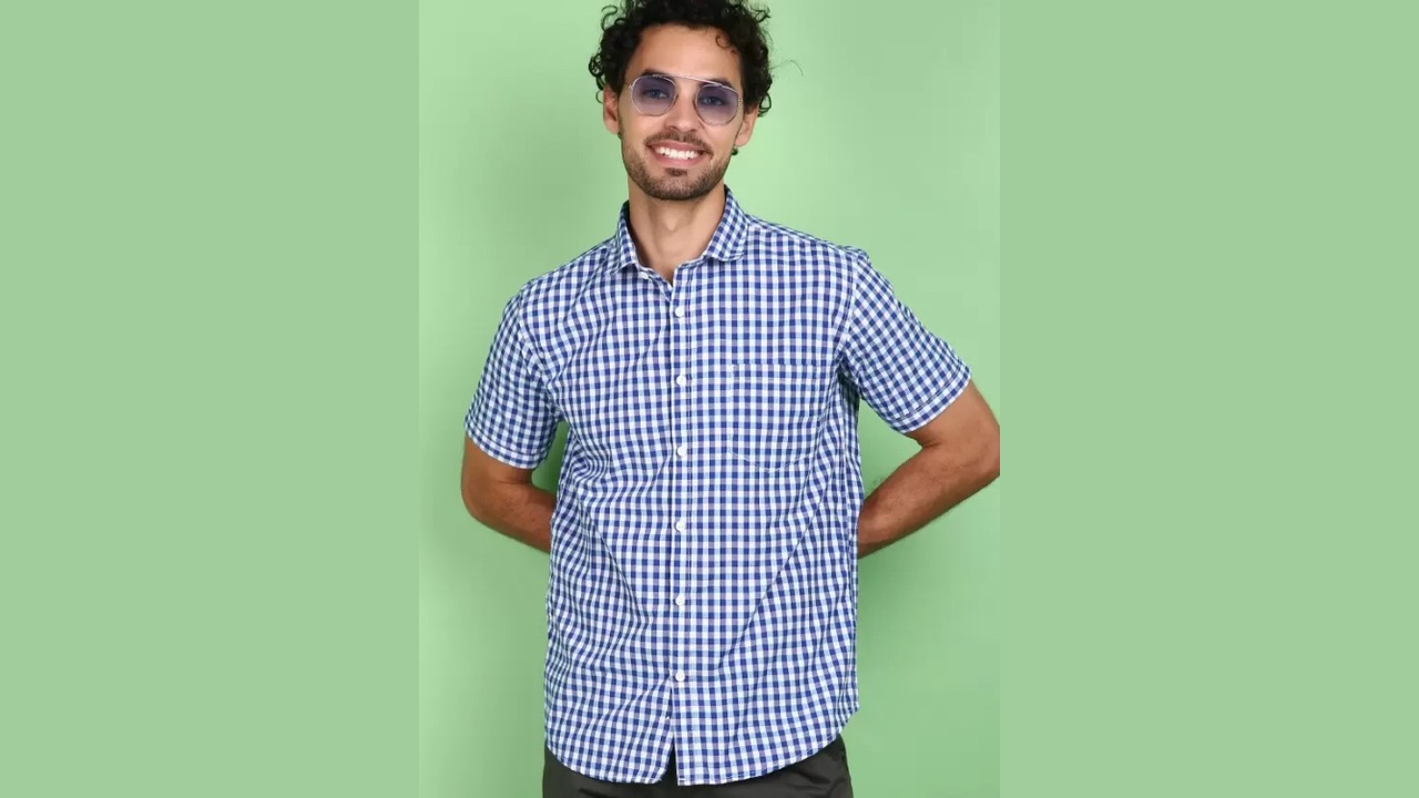 V-MART Men Slim Fit Checkered Spread Collar Casual Shirt