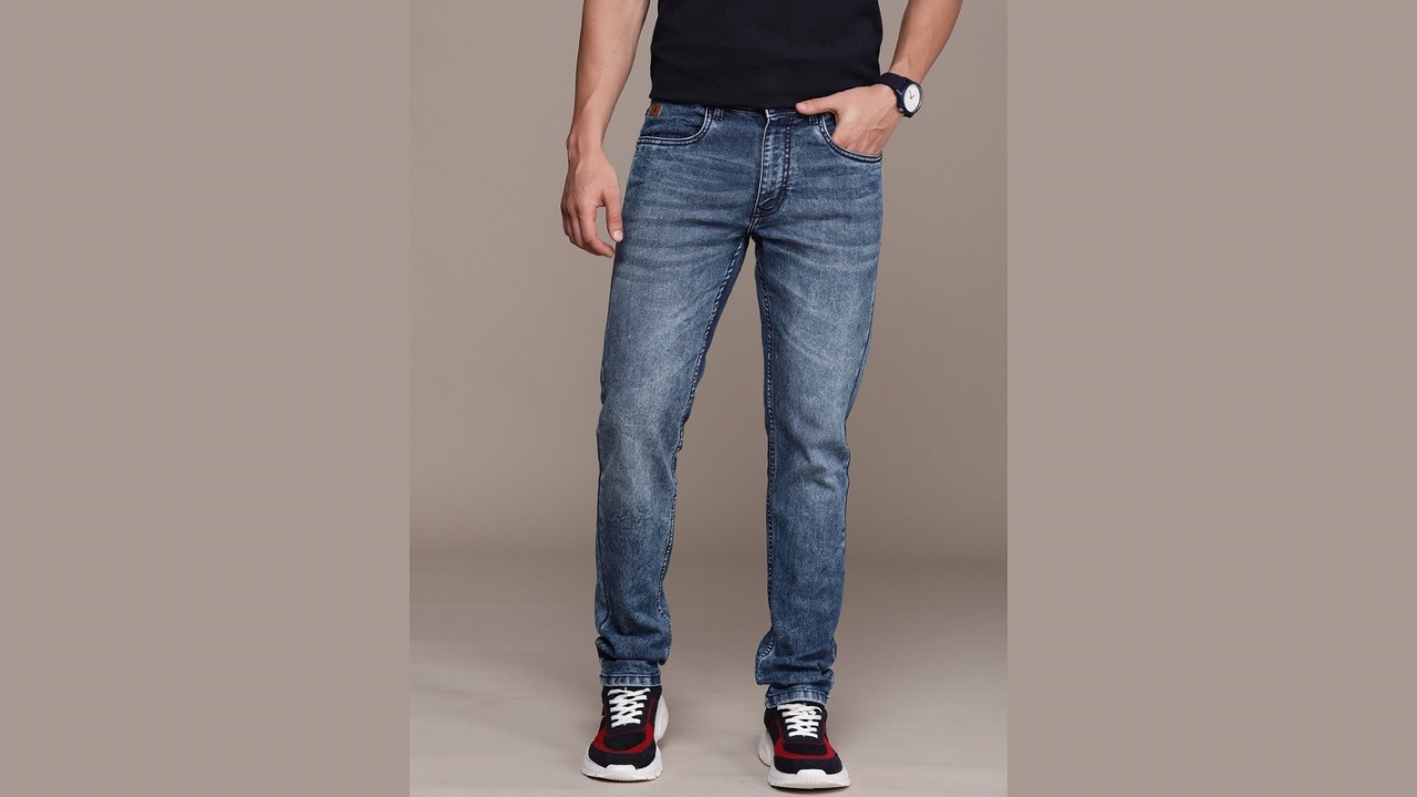 WROGN Men Slim Fit Heavy Fade Stretchable Jeans