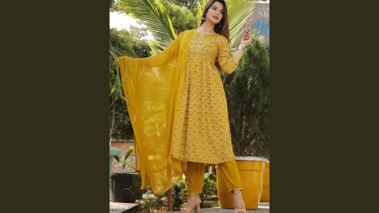 YOGUN Women Viscose Rayon Kurta Pant Dupatta Set