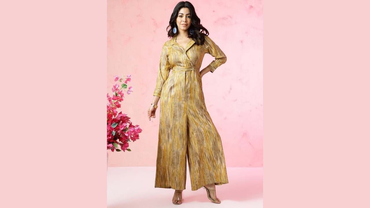 Anouk Shawl Neck Printed Basic Jumpsuit