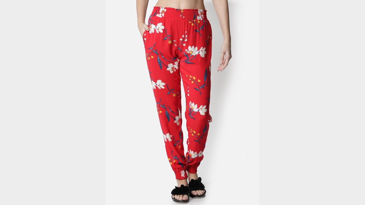BStories Women Red & White Printed Lounge Pants