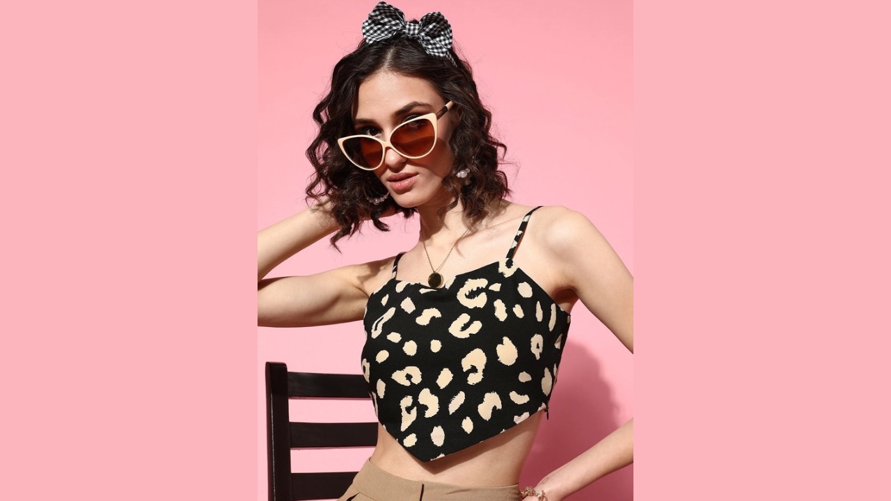 Berrylush Black Animal Print Crepe Tank Crop Top
