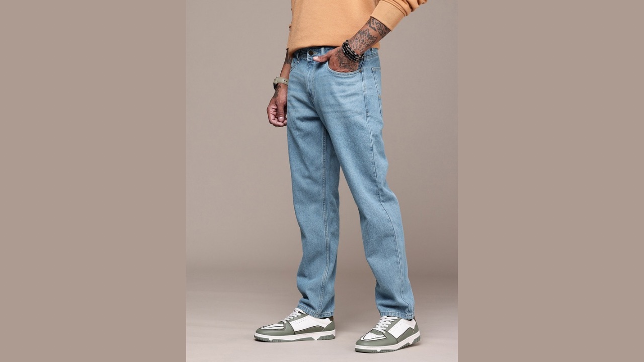 Roadster The Life Co. Men Relaxed Fit Light Fade Jeans