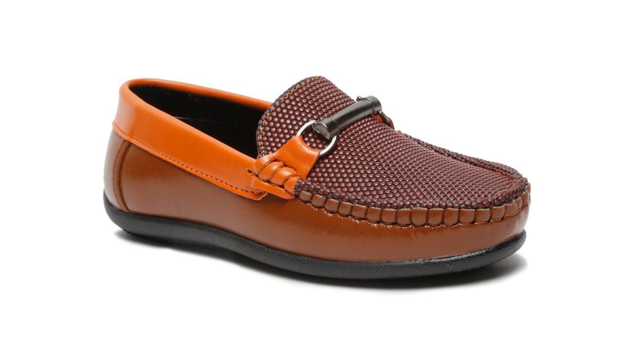 Tiny Bugs Boys Textured Formal Loafers