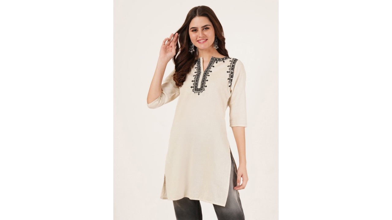 Brownverse Women Embroidered Pure Cotton Longline Kurtis
