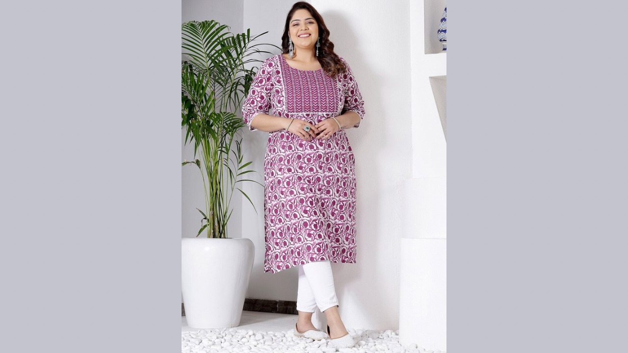 Little More By Stylum Plus Size Floral Printed Pure Cotton Straight Kurta