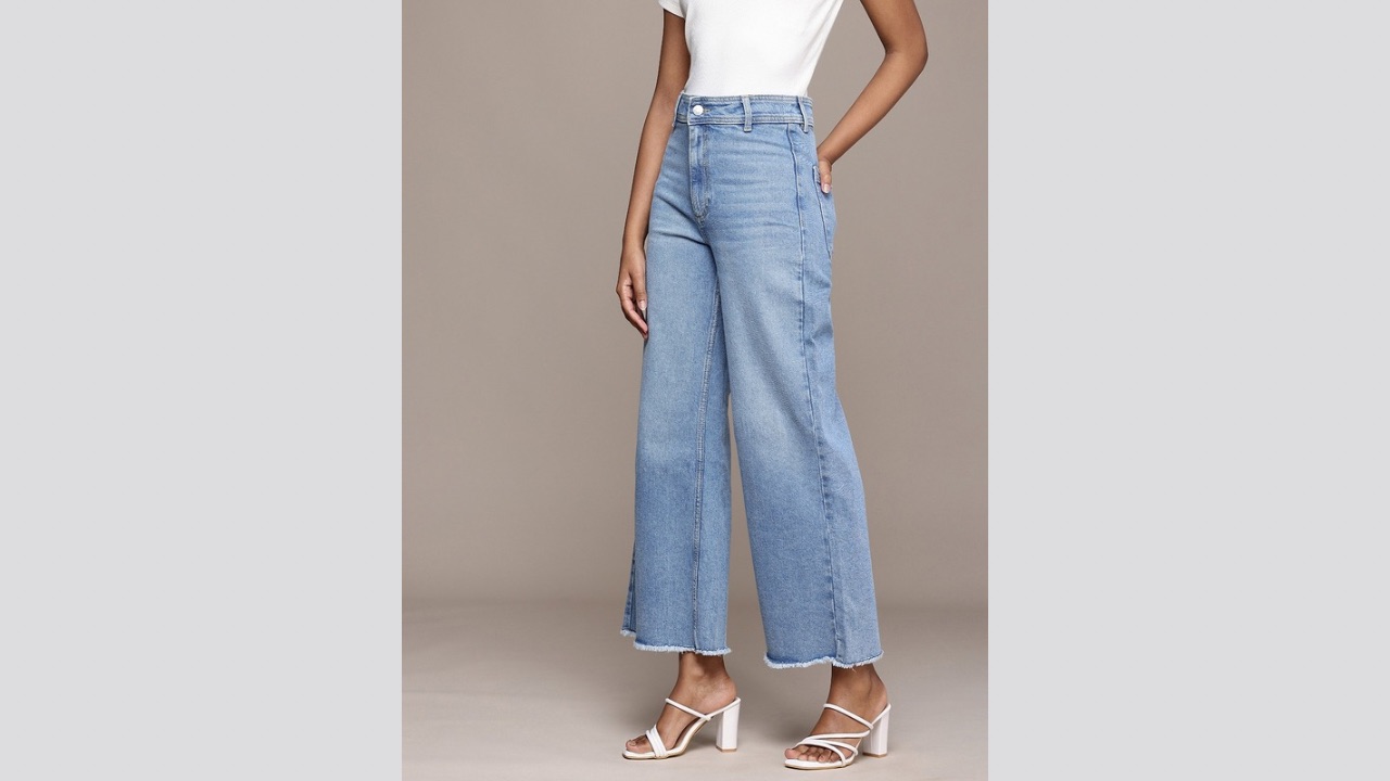 MANGO Women Loose Fit High-Rise Light Fade Stretchable Jeans