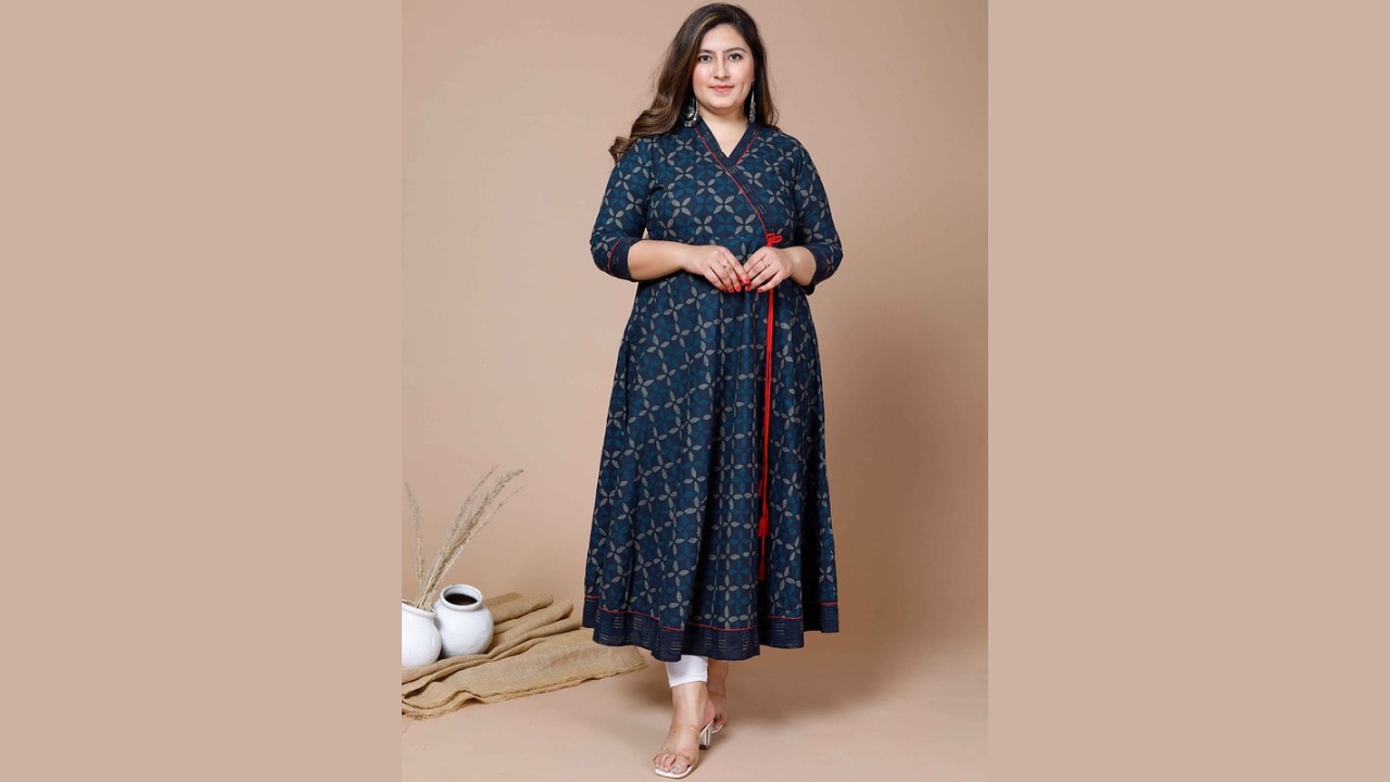 MIRAVAN Plus Size Printed Anarkali V-Neck Empire Pure Cotton Kurta