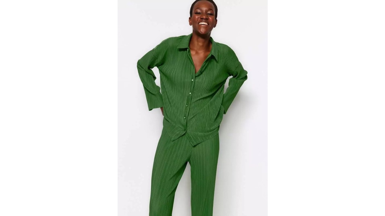 Trendyol Pleated Shirt with Pants Set