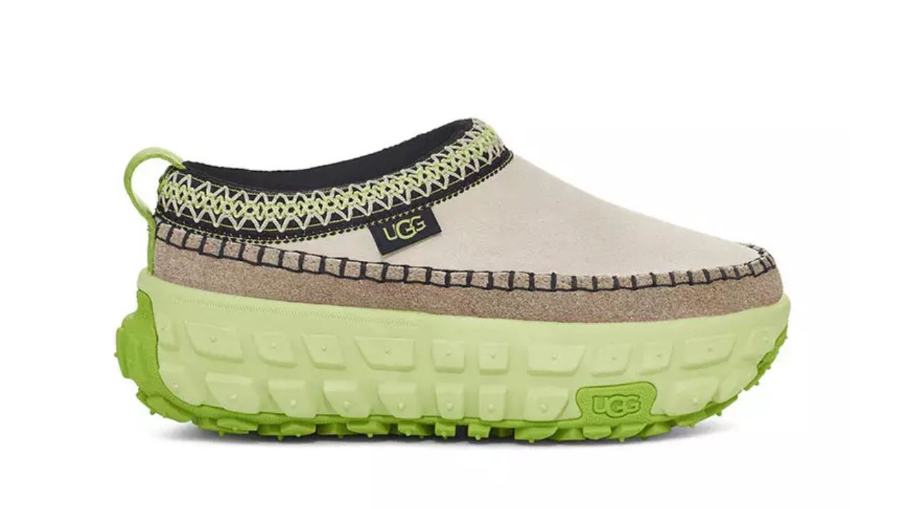 UGG All Gender Venture Daze Shoe - Ceramic-Caterpillar (1155650-CCT)