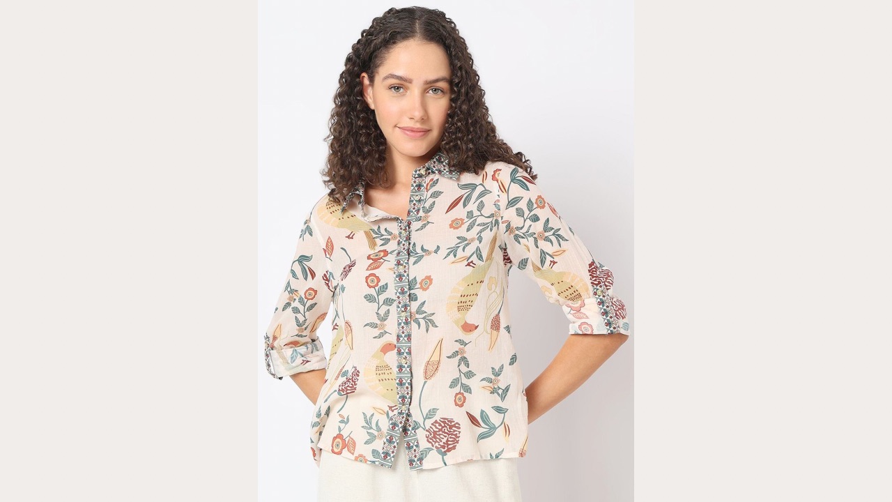 Vero Moda Women Spread Collar Floral Printed Cotton Casual Shirt