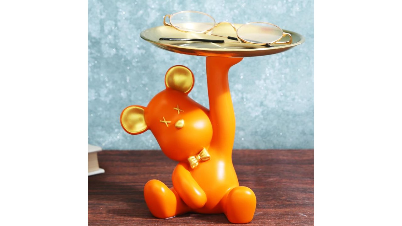 TIED RIBBONS Decorative Bear Statue with Metal Tray