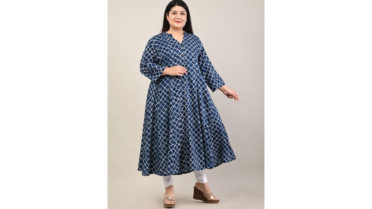 Swasti Plus Size Checked Mandarin Collar Anarkali Kurta
