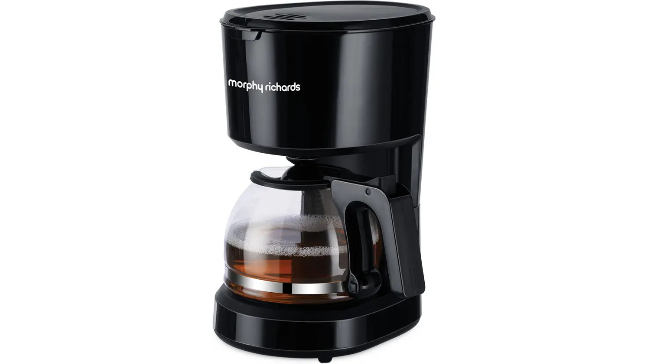 Modern drip coffee machine with safety features, warming plate, and dry heat protection.