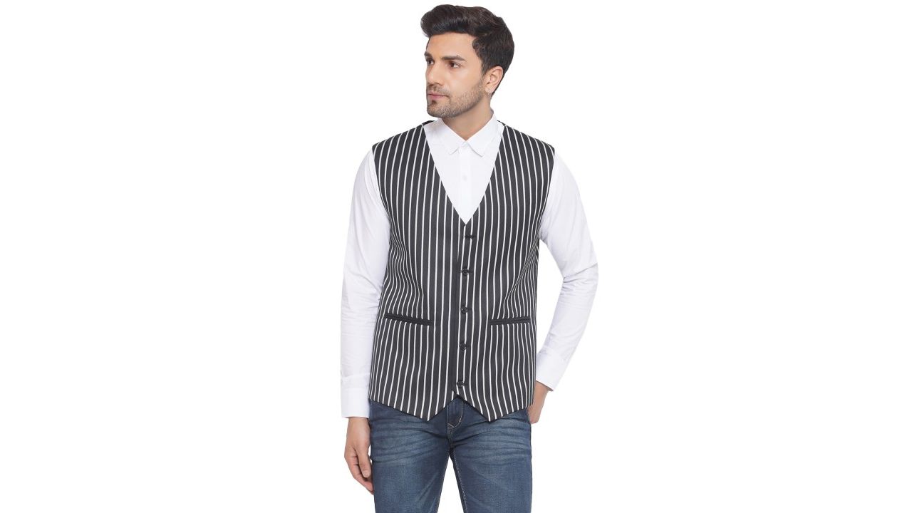 Veera Paridhaan Striped V-neck Sleeveless Waistcoat