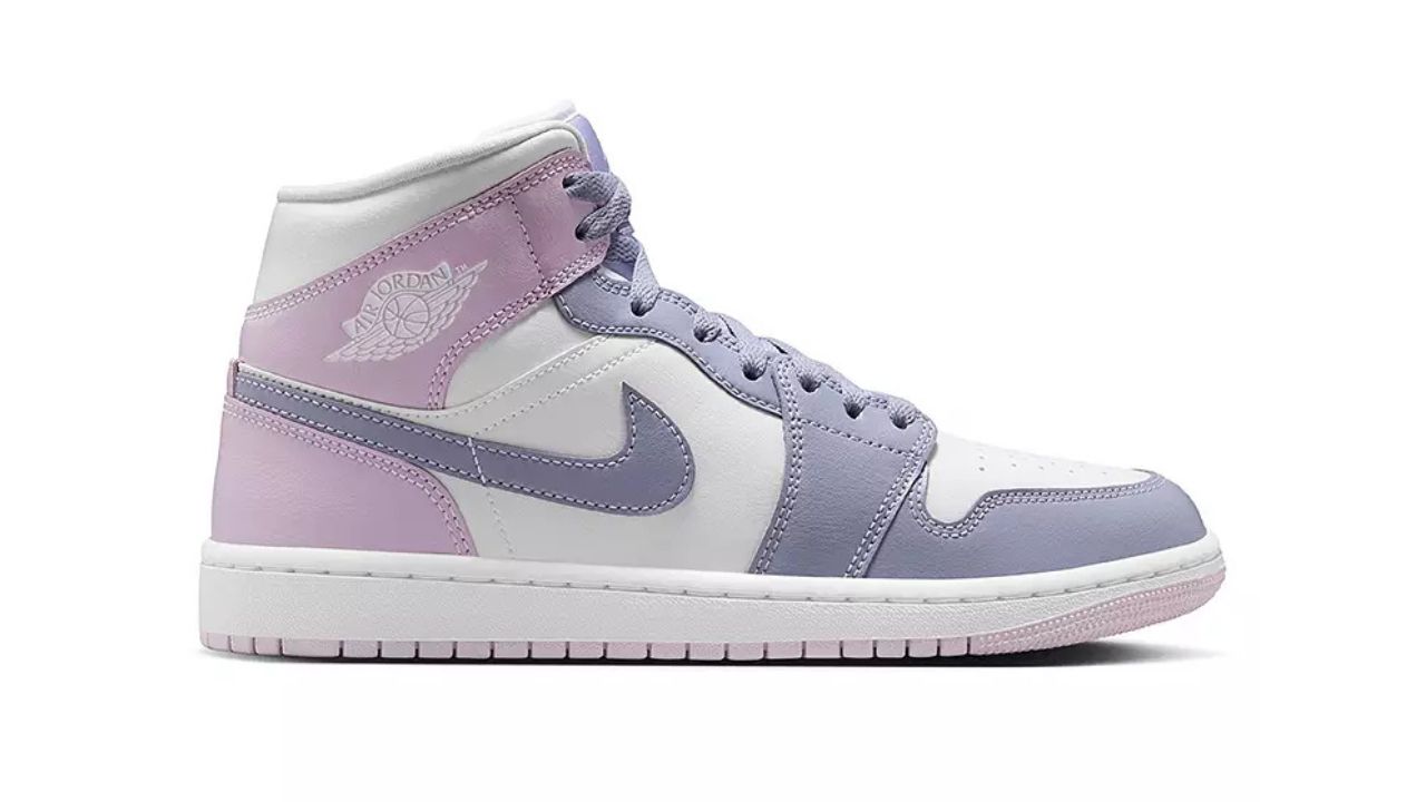 Air Jordan 1 Mid Shoes