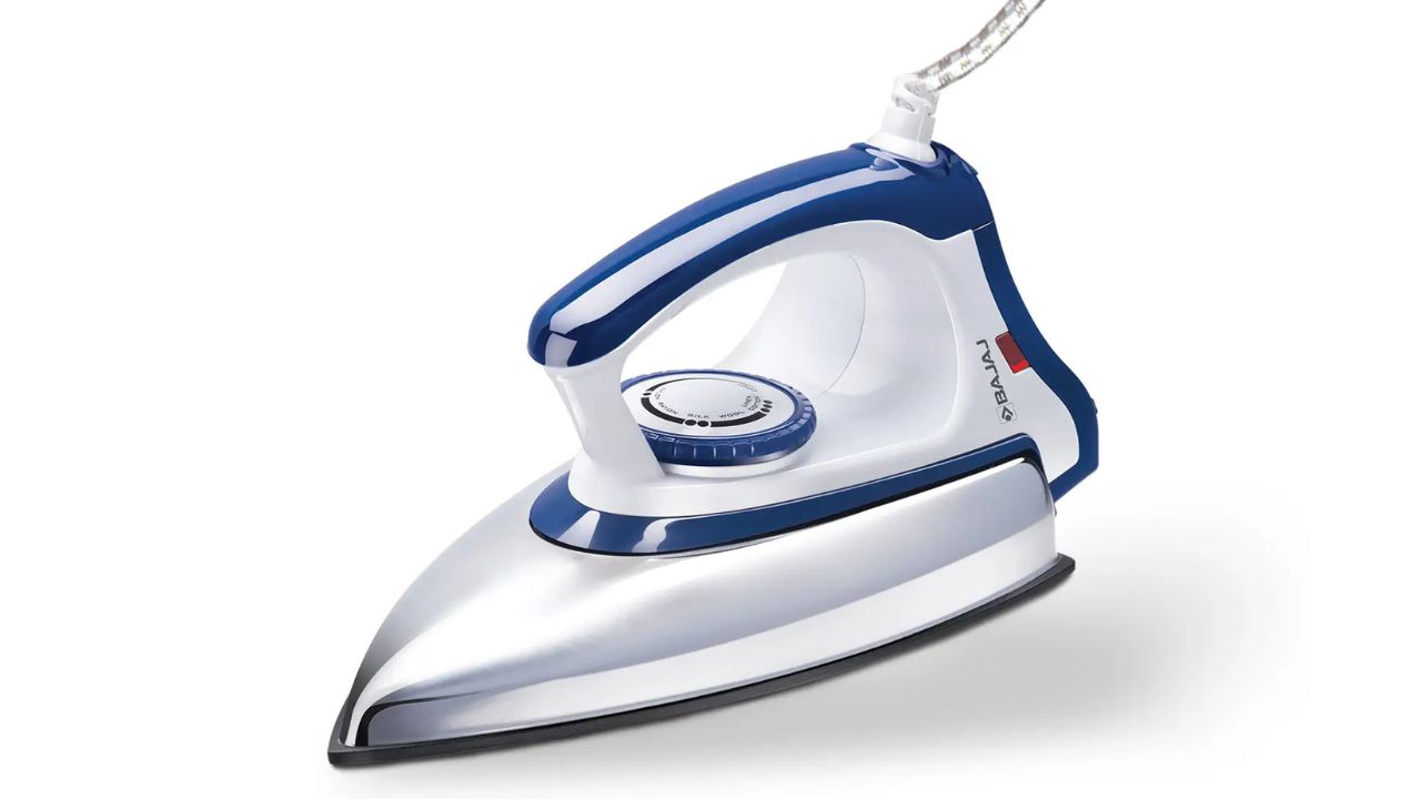BAJAJ Majesty DX 11 1000 W Dry Iron