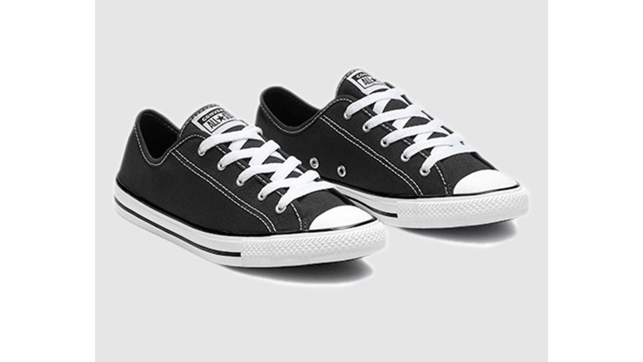 Converse Women Chuck Taylor All Star Dainty Canvas Low Top Sneakers