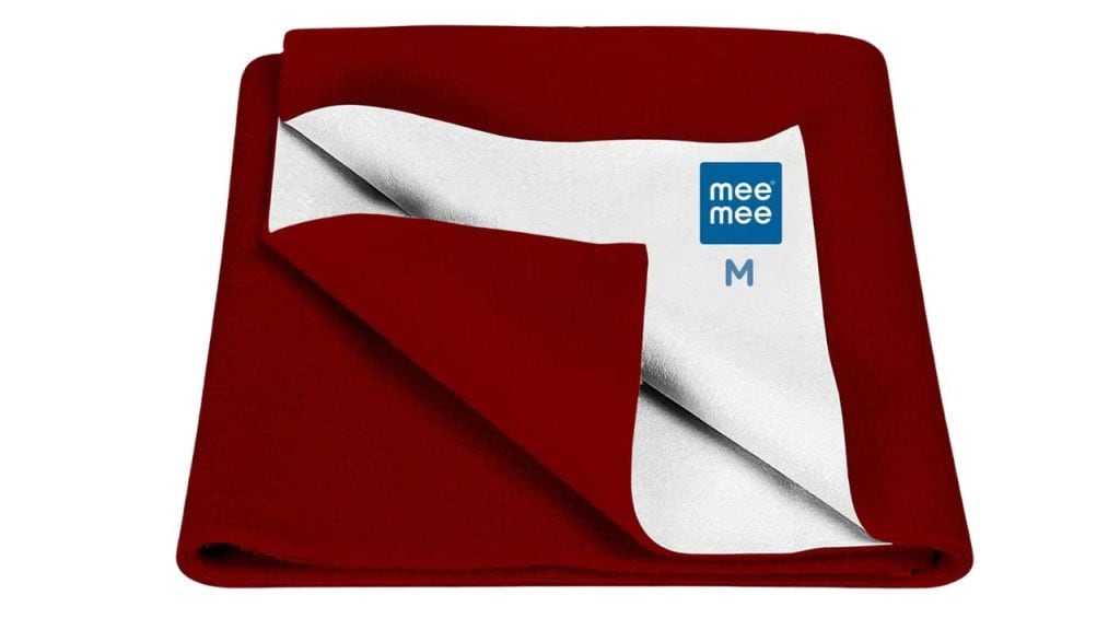 MeeMee Microfiber Bed Protecting Mat – Sleek, Smart, and Fast-Drying