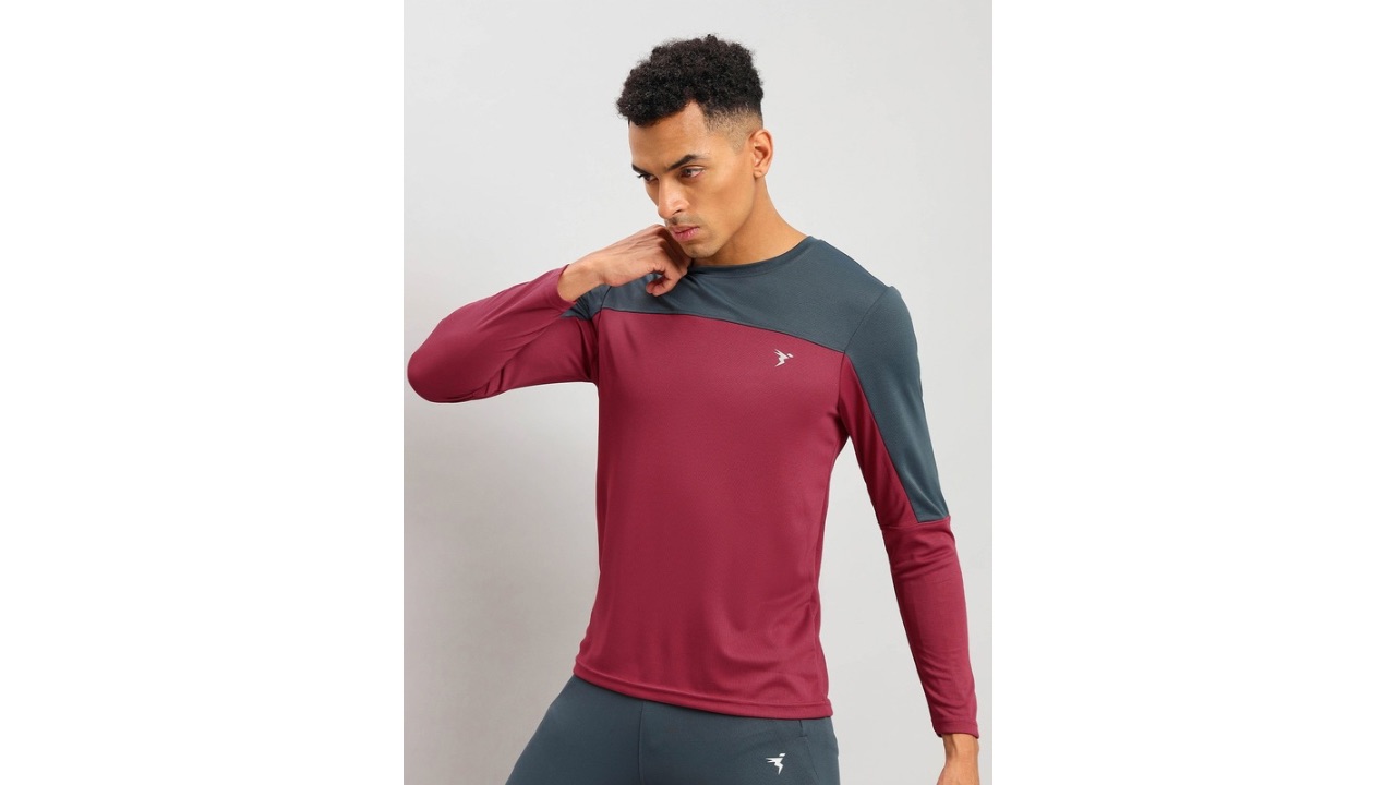 Technosport Anti Odour Rapid Dry Crew Neck Colourblocked Slim Fit Sports T-shirt
