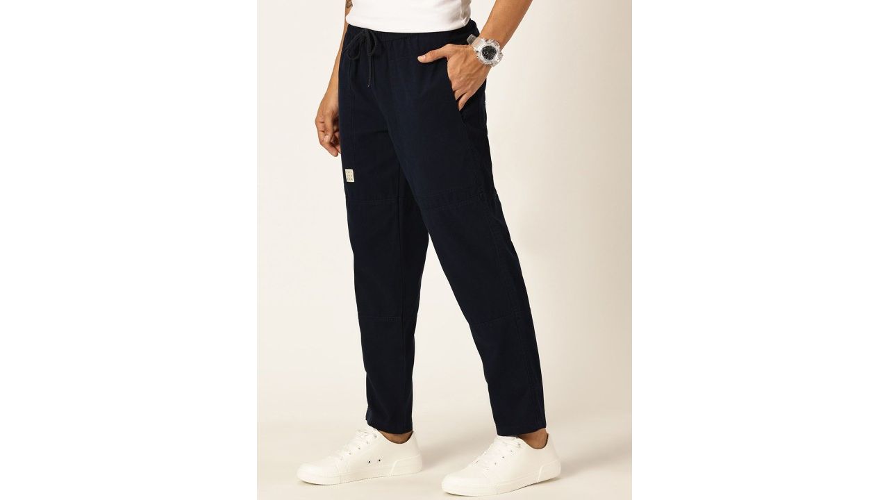 Thomas Scott Men Relaxed Loose Fit Mid-Rise Pure Cotton Easy Wash Trousers